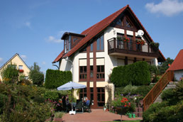 Haus1