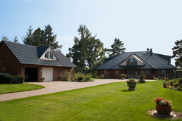 Haus1